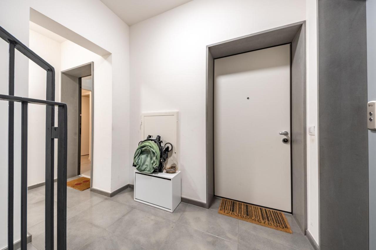 Renovated Apt With Garden & Veranda! Milan Luaran gambar